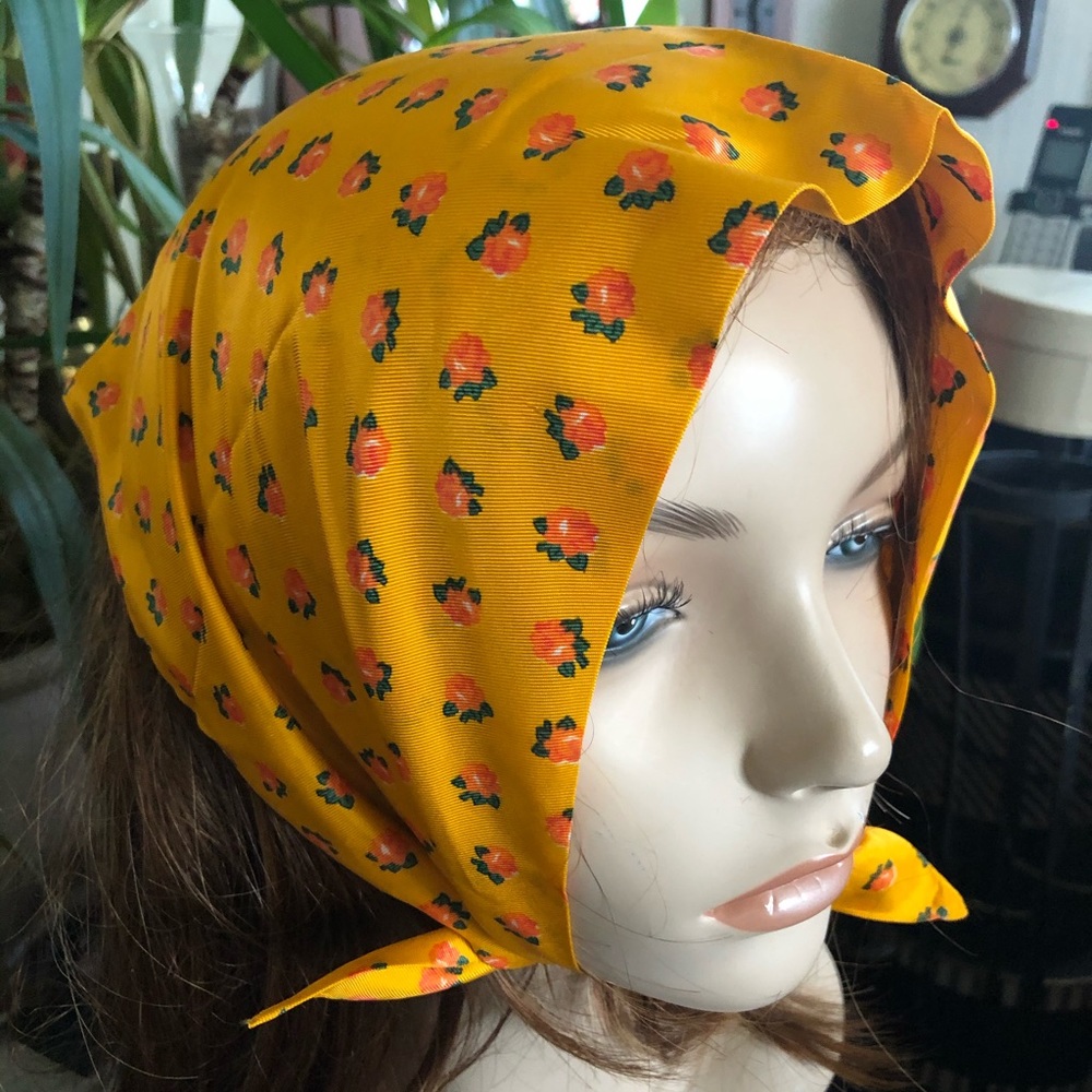Vintage Triangle Kerchief Bandana Head Wrap Scarf - Picture 4 of 9
